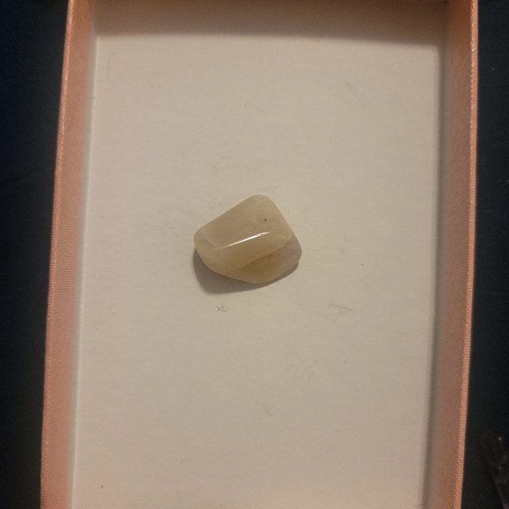 Crystals - Picture 3 of 7